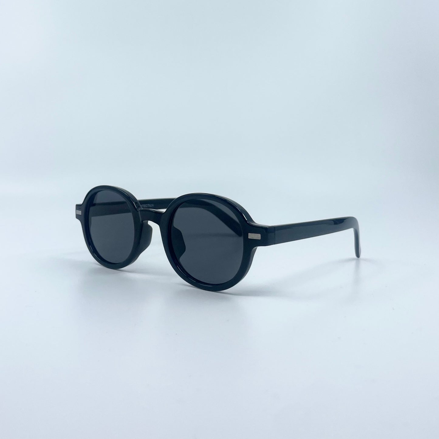 "Woodstock" Round Sunglasses