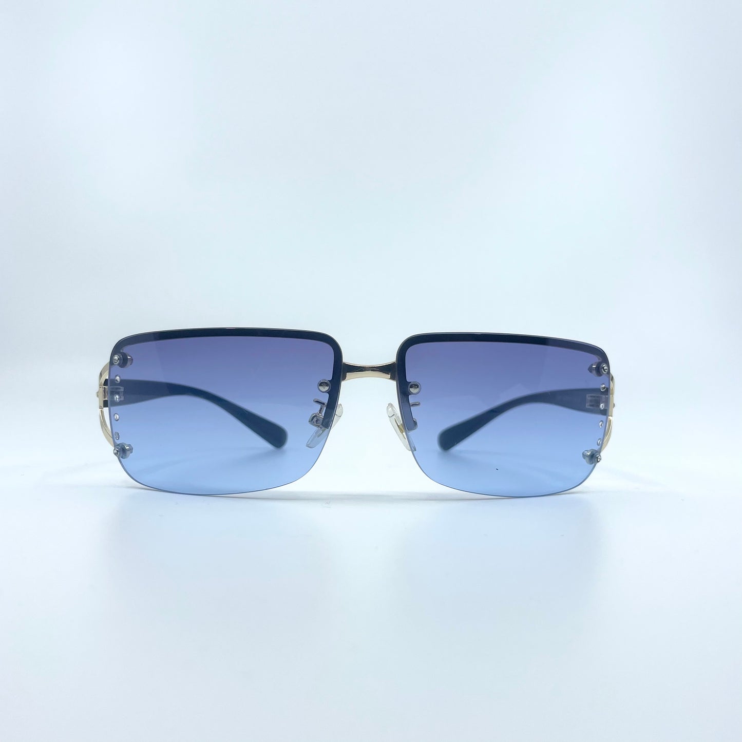 “04” Wrap Sunglasses